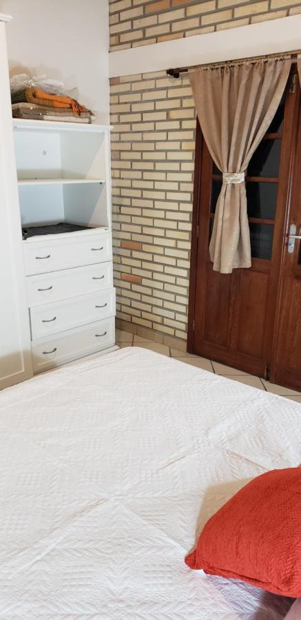 Residencial Costumes Brasileiras Hotell Bombinhas Eksteriør bilde